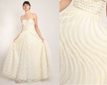 50s Gothé Ball Gown