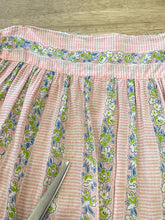 ❤️ 60s Pink Floral Apron