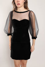 60s Lilli Diamond Bishop Sleeve Dress