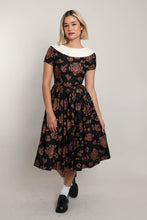 50s Accent Collar Dress