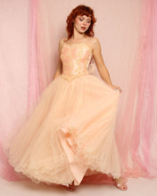❤️ 50s Fairy Tale Romance Gown