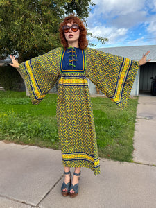 70s Bell Sleeve Calico Dress 70s Bell Sleeve Calico Dress