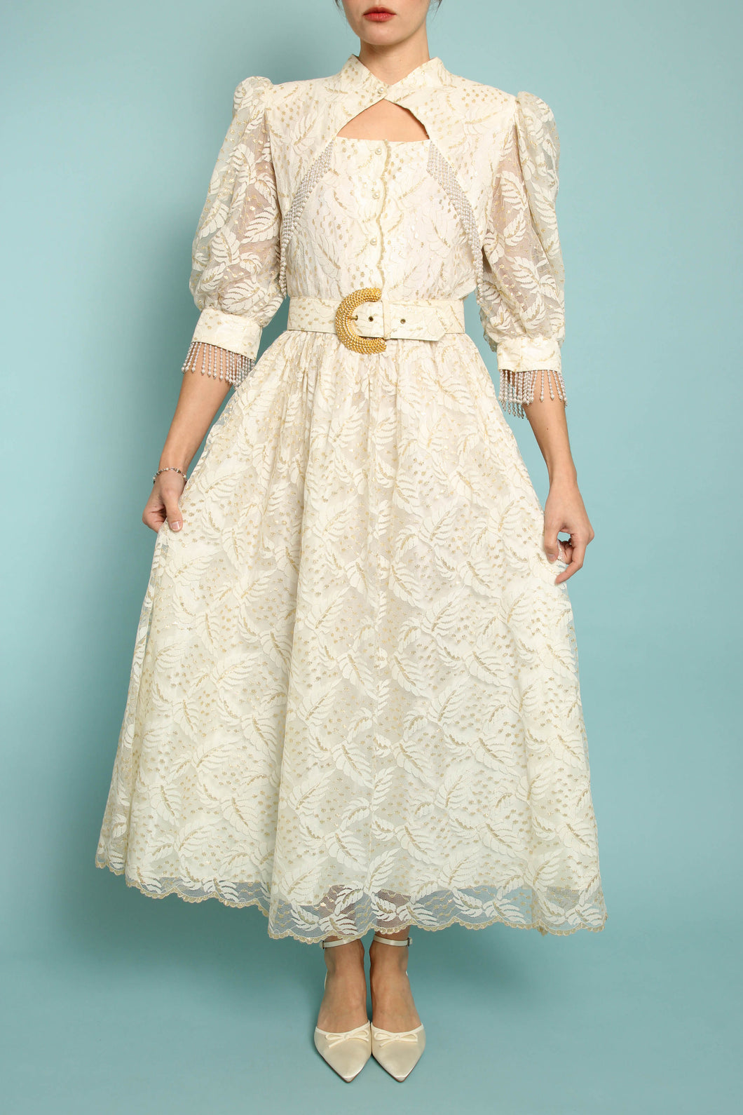 90s western dress Lace With Belt Size:MEDIUM - US MEN 11 - UK 10.5 - EU 45 Sloane High Split Plunge 100-200 The sleek V