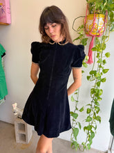 1940s Doris Dodson Black Velvet Dress With Front Zipper & Accent Collar - M