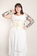 60s CAMP Fan Lace Girdle