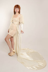 30s Juliet Sleeve Duster With Train