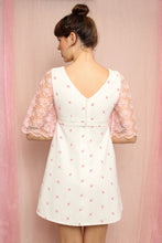 ❤️ 70s Floral Bell Sleeve Dress