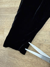 1930s Black Velvet Shirred Evening Coat With Collar