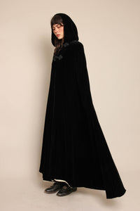 60s Mysterious Witch Cloak
