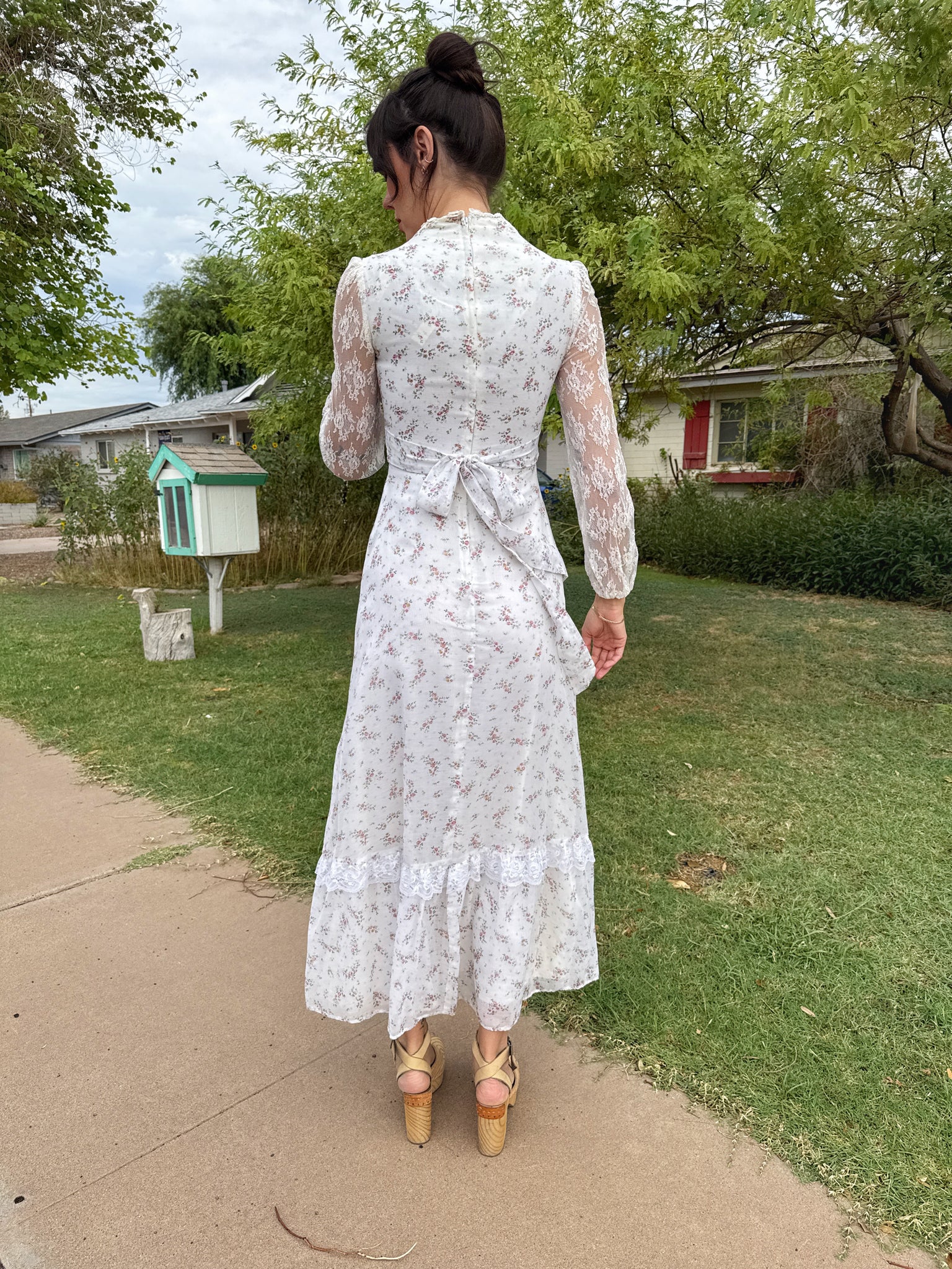 pink prairie dress Vintage 1970s Pink Floral Lace Prairie Gown with Ruffle Collar by Lauren Owen of Texas