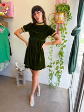 1960s Avocado Green Velvet Puff Sleeve Babydoll Mini Dress - XS/S