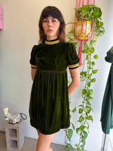 1960s Avocado Green Velvet Puff Sleeve Babydoll Mini Dress - XS/S