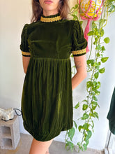 1960s Avocado Green Velvet Puff Sleeve Babydoll Mini Dress - XS/S