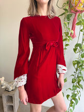 1960s Maroon Velvet Bell Sleeve Mini Dress - XXS
