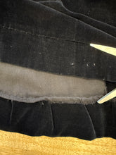 1940s Doris Dodson Black Velvet Dress With Front Zipper & Accent Collar - M