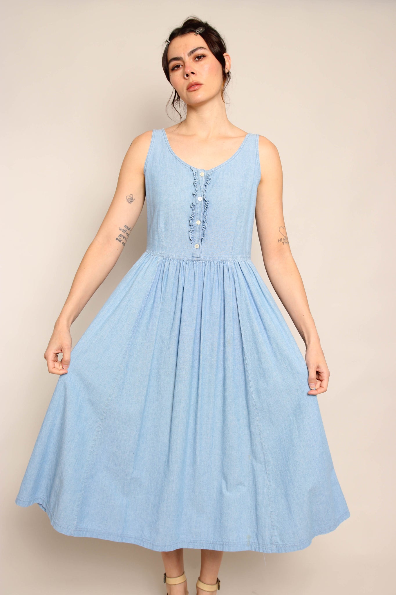 90s Laura Ashley Chambray Dress Luxie Vintage 90s Laura Ashley Chambray Dress Luxie Vintage