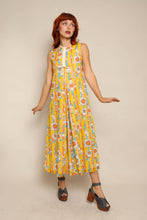 70s Mod Floral Maxi Dress