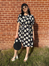 90s Daisy Print Trapeze Dress