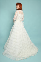 50s Lace & Tiered Chiffon Wedding Dress