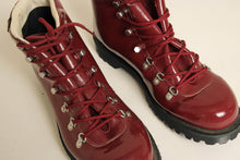 00s Dr. Martens Holt Boots