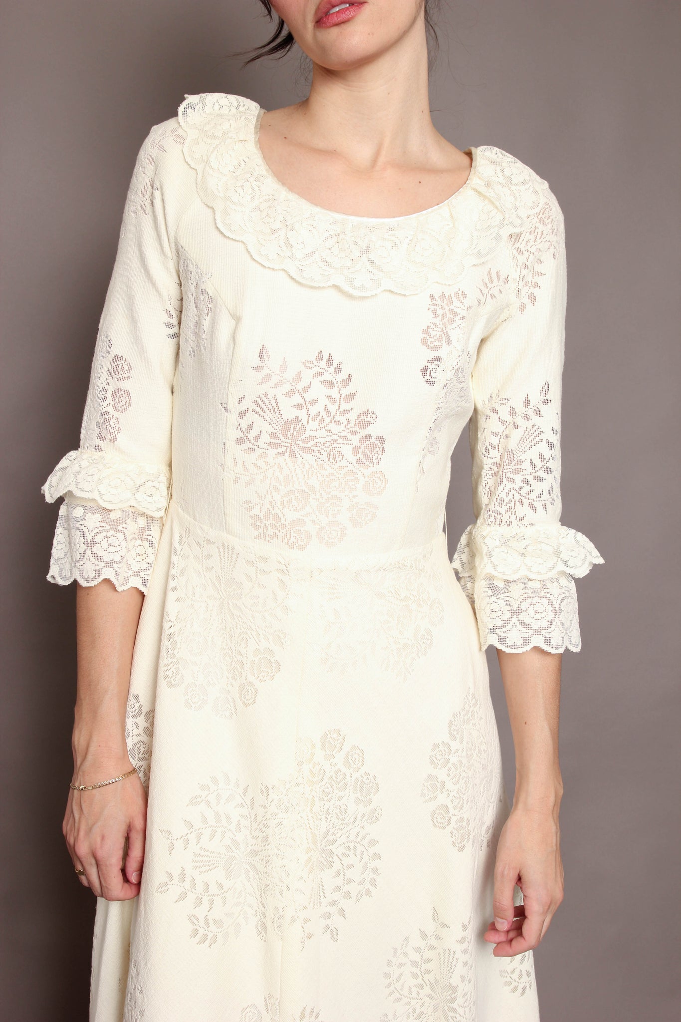 70s Lace Bell Sleeve Dress Luxie Vintage 70s Lace Bell Sleeve Dress Luxie Vintage
