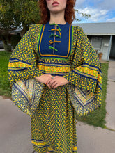 70s Bell Sleeve Calico Dress