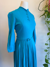 50s Blue Pleated Knit Dress With Belt