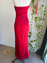 00s Red Strapless Sweetheart Cocktail Dress