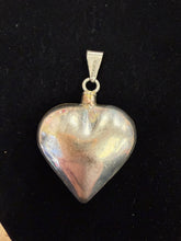 ❤️ 70s Heart Shaped Sterling Silver Pendant