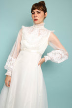 80s Victorian Wedding Gown With Train