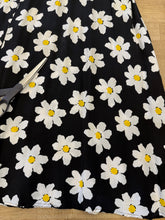 90s Daisy Print Trapeze Dress