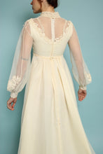 70s Romantic Bishop Sleeve Wedding Dress With Train