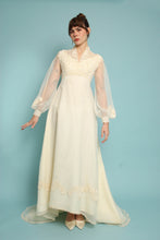70s Romantic Bishop Sleeve Wedding Dress With Train