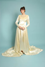 40s Liquid Satin Wedding Dress With Train