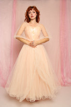 ❤️ 50s Fairy Tale Romance Gown