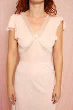 ❤️ 40s Palest Pink Nightgown