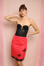 ❤️ 70s Floral Appliqué Slip Skirt