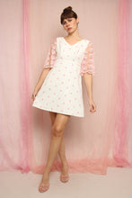 ❤️ 70s Floral Bell Sleeve Dress