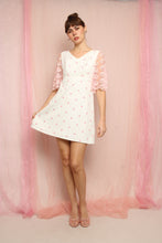 ❤️ 70s Floral Bell Sleeve Dress