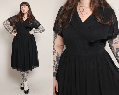 50s Demure Witch - Dress